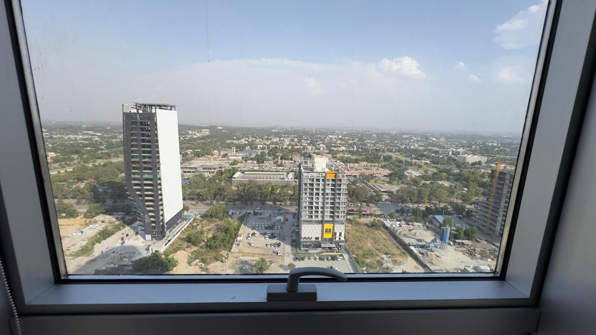Centaurus Apartments Islamabad Luaran gambar