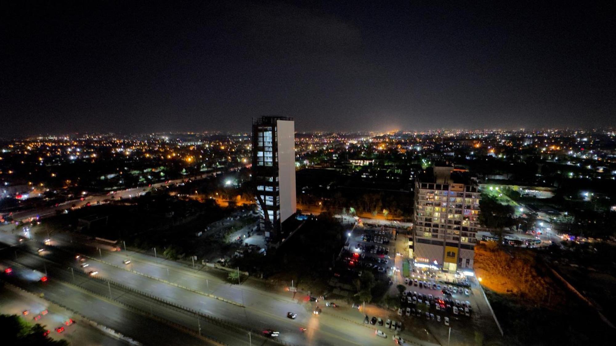 Centaurus Apartments Islamabad Luaran gambar