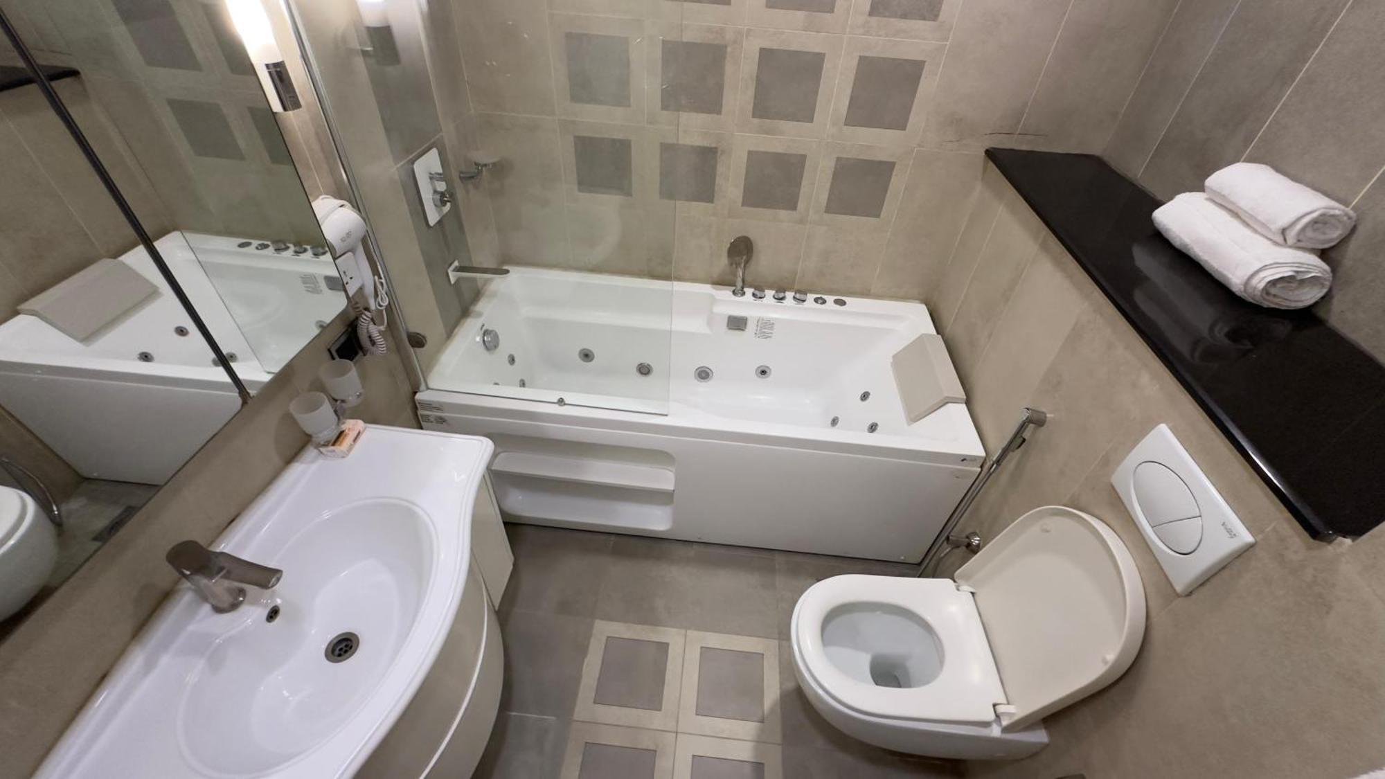 Centaurus Apartments Islamabad Luaran gambar