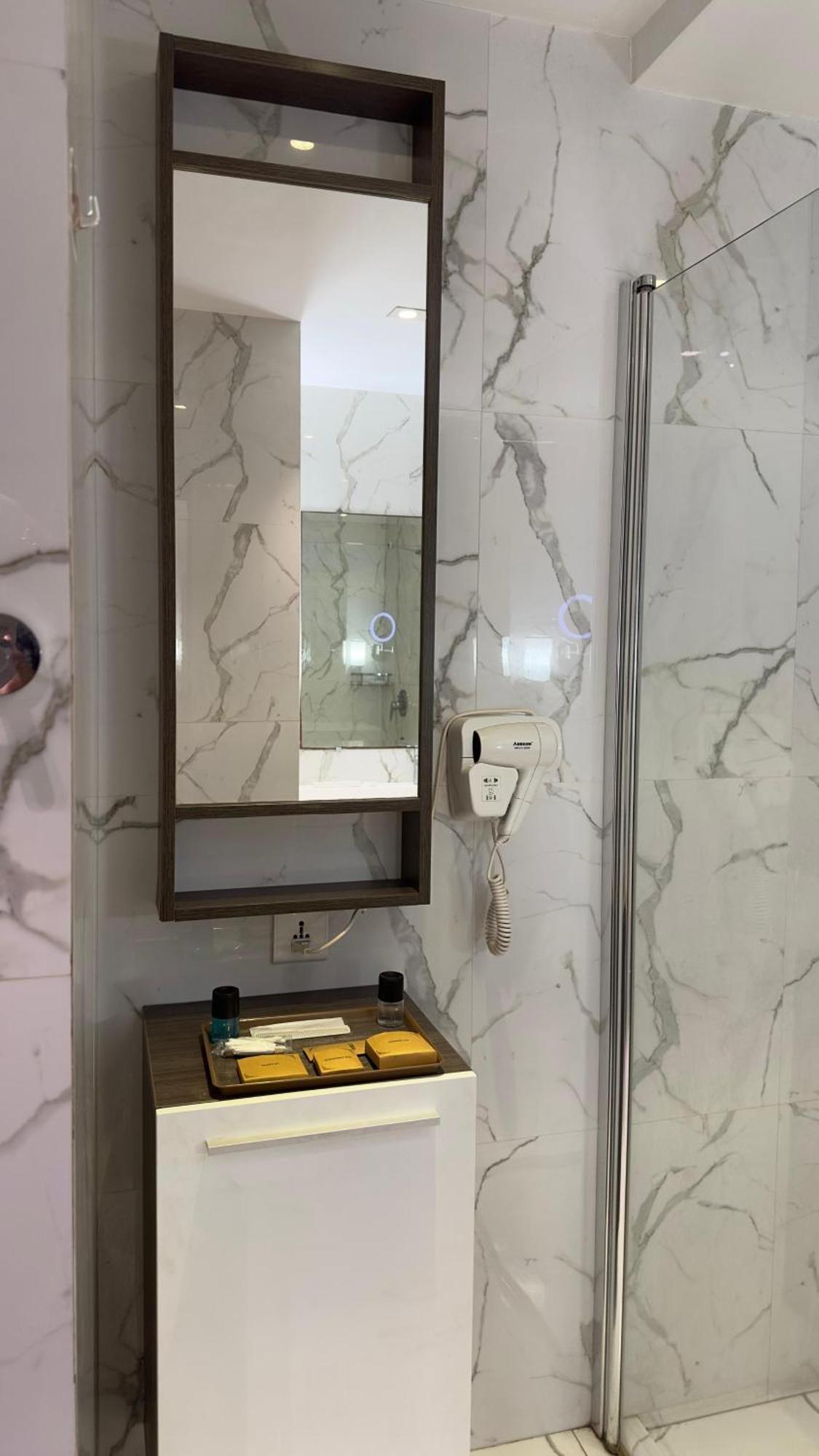 Centaurus Apartments Islamabad Luaran gambar